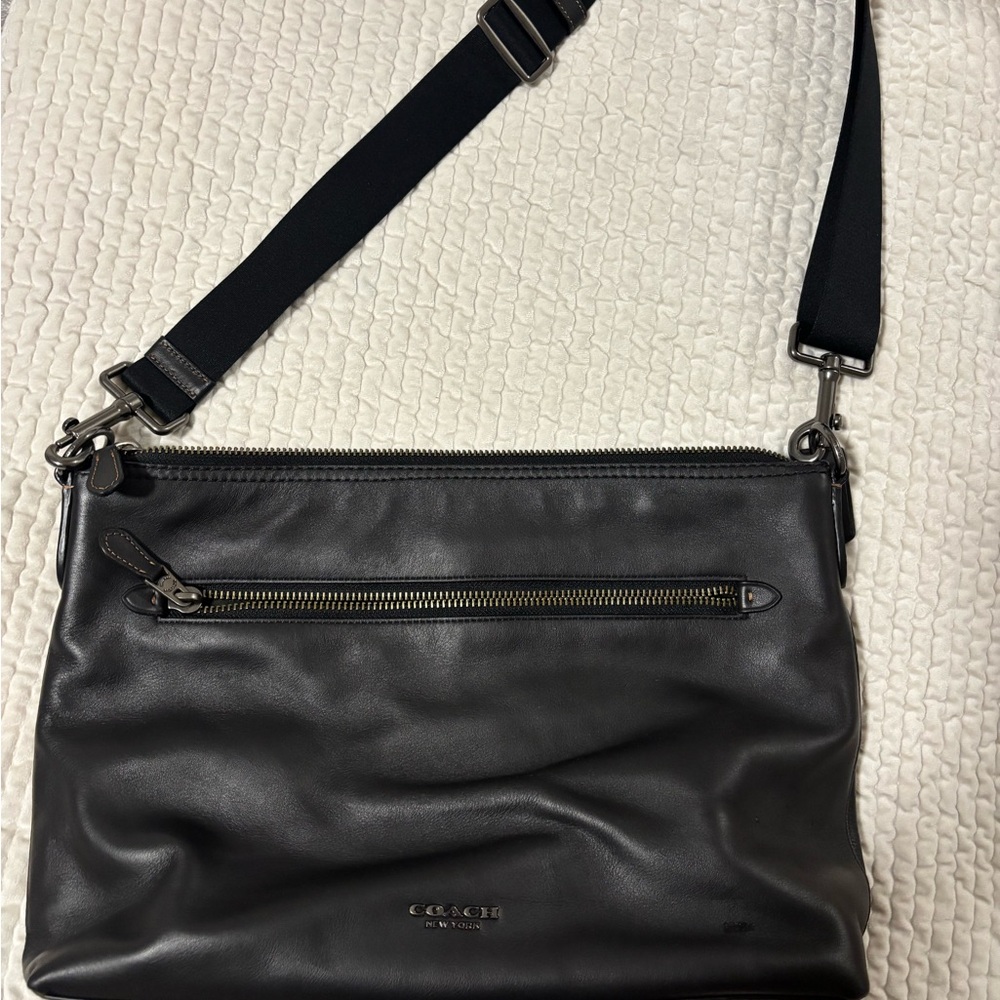 Coach Black Messenger Bag with Adjustable Strap and Matte Finish